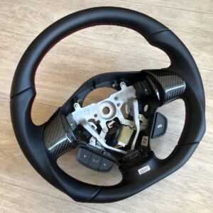 Анатомический руль с подогревом на с Subaru (sti)  красная нить